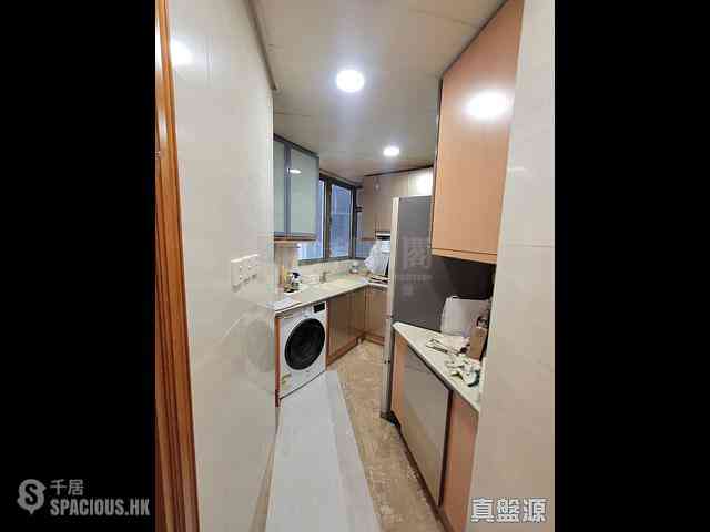 West Kowloon - Sorrento Phase 1 Block 5 02