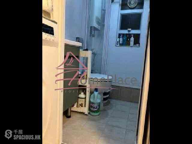 Sai Ying Pun - Fung Yat Building 05