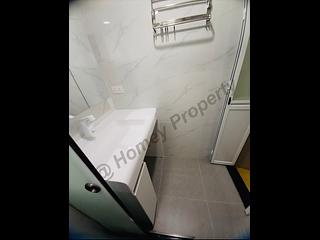 Mong Kok - Kin Wong Mansion Phase 2 04