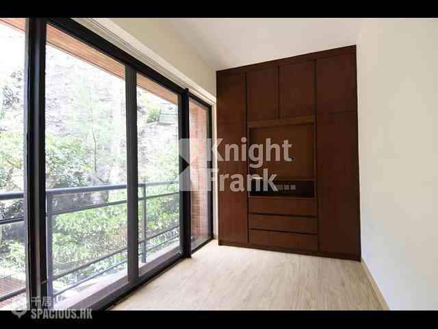 Repulse Bay - The Somerset 13