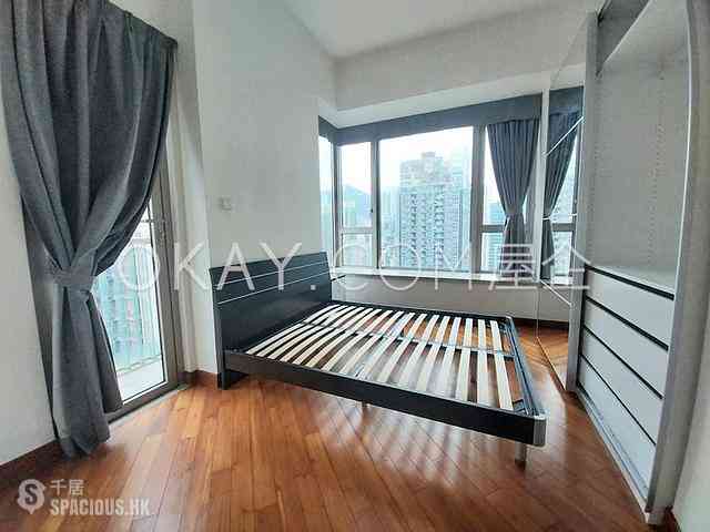 Wan Chai - The Avenue Phase 2 01