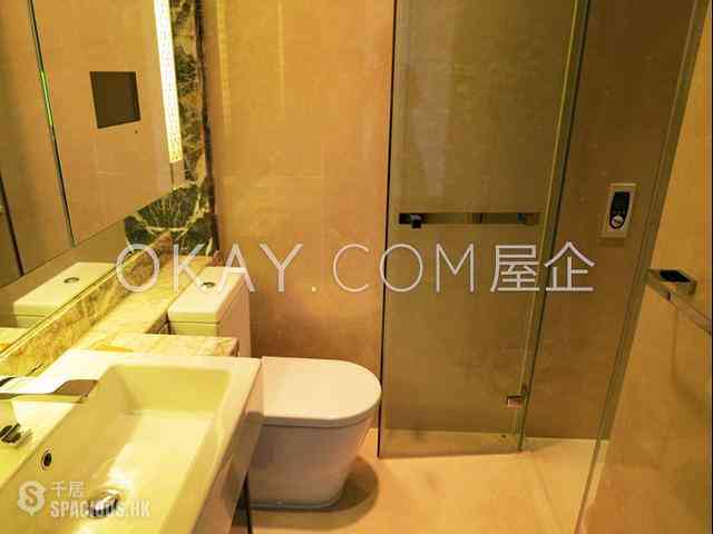 Wan Chai - The Avenue Phase 2 05