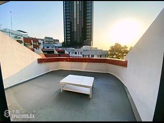 Pok Fu Lam - 3, Consort Rise 13