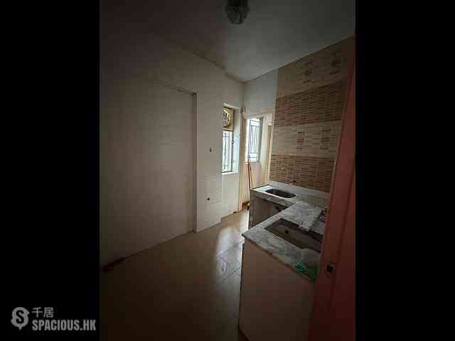 Causeway Bay - Paterson Building Block D 06