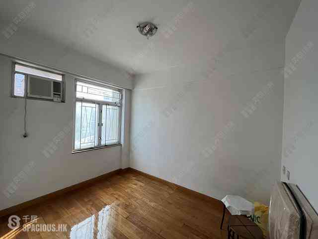 Causeway Bay - Lockhart House 05