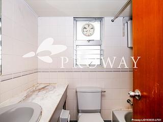 Ap Lei Chau - South Horizons Phase 2 Yee Ngar Court (Block 9) 09