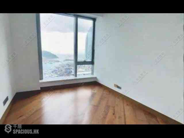 Ap Lei Chau - Marina South Block 2 04