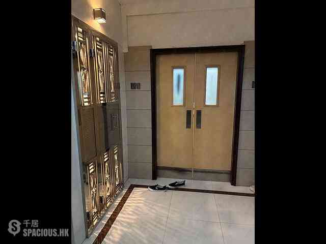 Causeway Bay - Yee Hing Building 05
