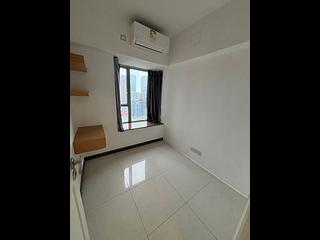 Tsim Sha Tsui - The Victoria Towers Tower 3 06