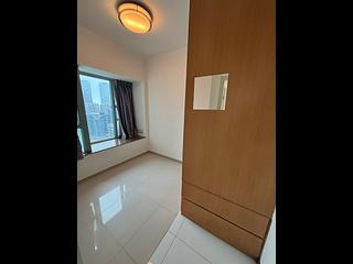 Tsim Sha Tsui - The Victoria Towers Tower 3 07