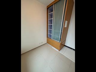 Tsim Sha Tsui - The Victoria Towers Tower 3 08