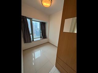 Tsim Sha Tsui - The Victoria Towers Tower 3 09