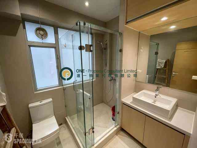Wan Chai - Yee Hor Mansion 04