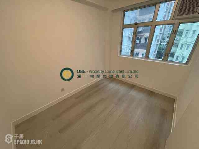 Wan Chai - Yee Hor Mansion 05