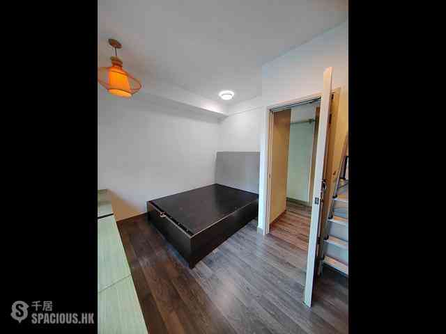 Happy Valley - Yuk Sau Mansion 10
