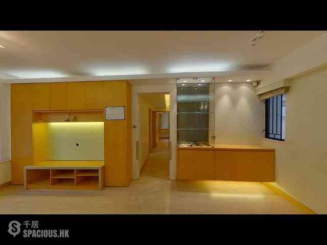 Mid Levels West - Lyttelton Garden Block 1 01