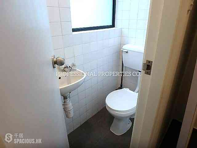 Stubbs Road - 150, Kennedy Road 05