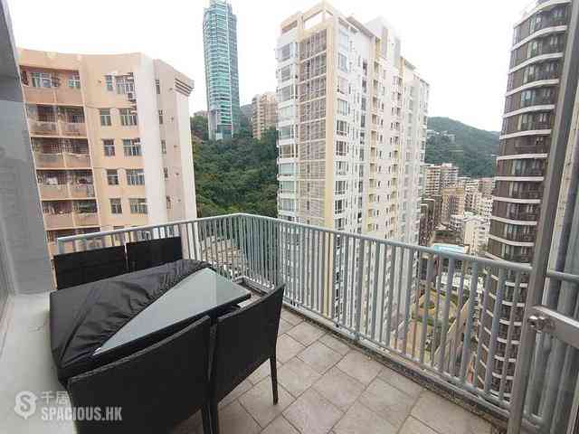 Happy Valley - Cheerful Court 02