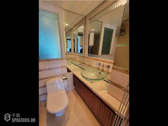 West Kowloon - The Harbourside Block 3 04