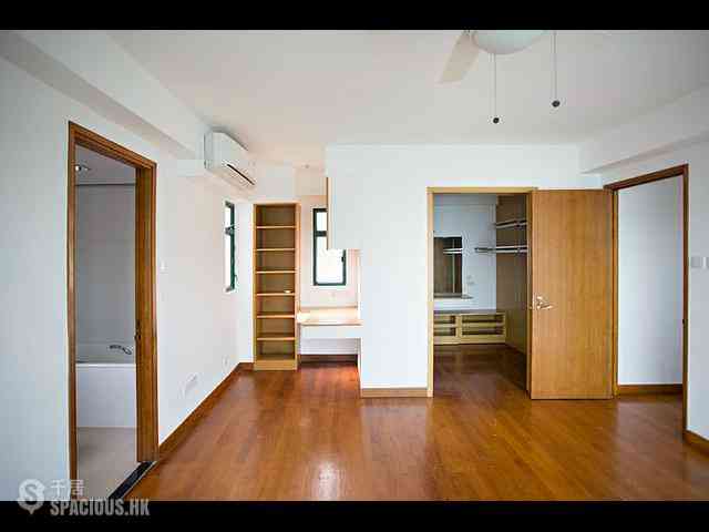 Stanley - Stanley Beach Villa 03