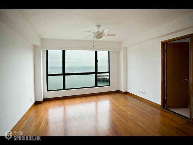 Stanley - Stanley Beach Villa 07