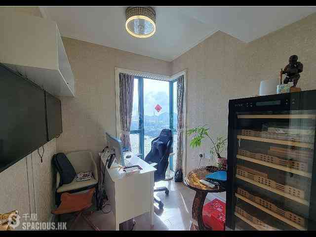 Tai Kok Tsui - The Long Beach Tower 6 06