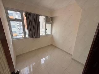 Wan Chai - Cheong Ip Building 08
