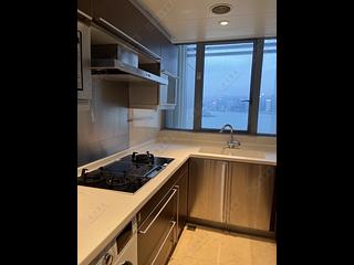 West Kowloon - The Harbourside 03