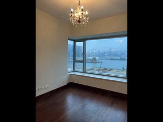 West Kowloon - The Harbourside 07