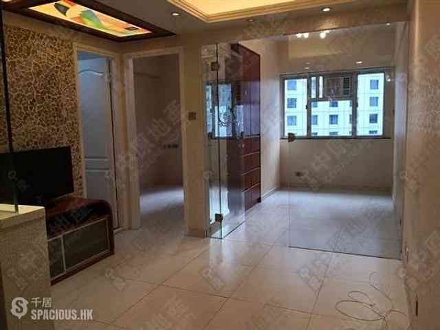 Wan Chai - Tonnochy Towers Block B 04