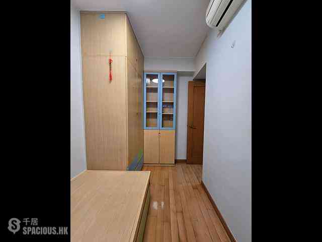 Sheung Wan - Talon Tower 08