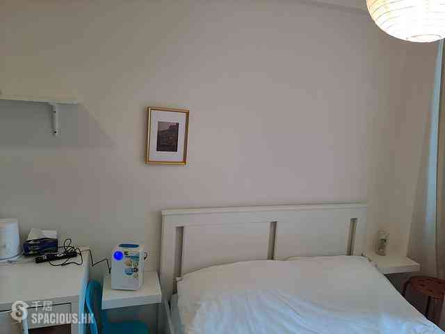 Sai Ying Pun - Tin Hing Building 01
