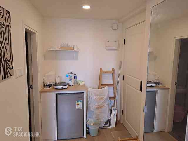 Sai Ying Pun - Tin Hing Building 02