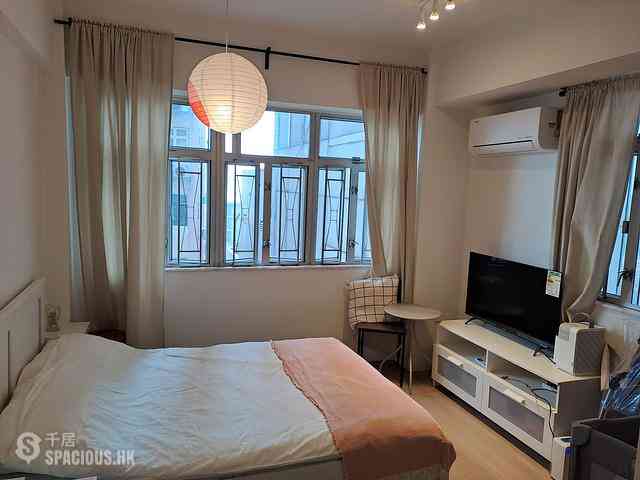 Sai Ying Pun - Tin Hing Building 03