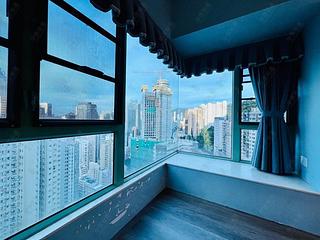 Wan Chai - Royal Court 04