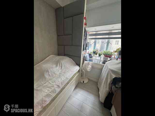 Kennedy Town - Markfield Building 04