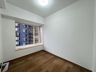 Soho - Centrestage Block 2 07