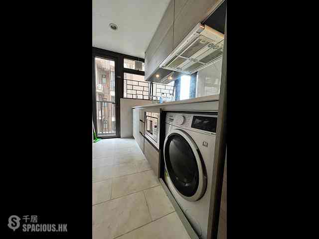 Tung Chung - The Visionary Tower 1 03