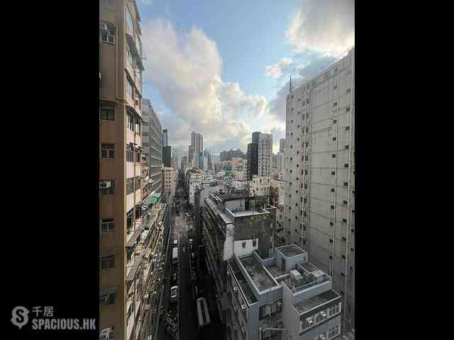 Yau Ma Tei - Alhambra Building 08