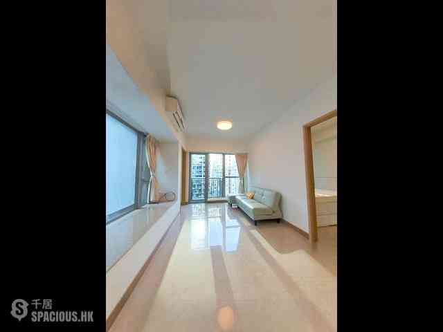 Causeway Bay - Diva 01