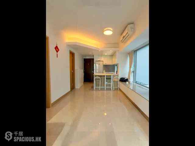 Causeway Bay - Diva 02