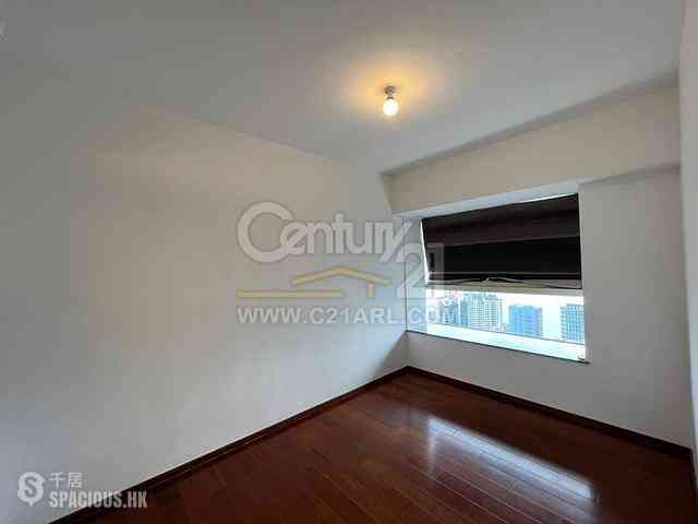Soho - Centrestage Block 2 11