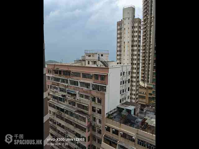 Kennedy Town - Kam Ho Court 09