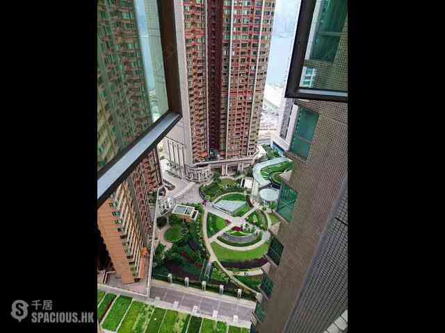 West Kowloon - The Waterfront Phase 1 Block 2 04