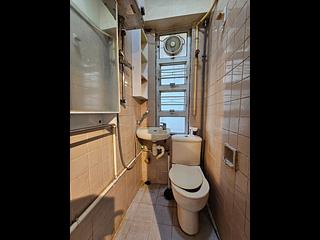Wan Chai - Wai Sun Building 06