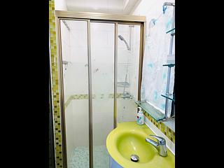 Shek Tong Tsui - Kwan Yick Building Phase 1 08