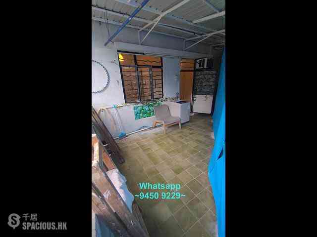 Sai Ying Pun - Hang Fuk Mansion 10