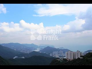 The Peak - Vivian Court 02