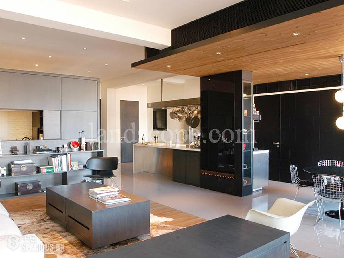 Happy Valley - Sanitarian Apartments 01