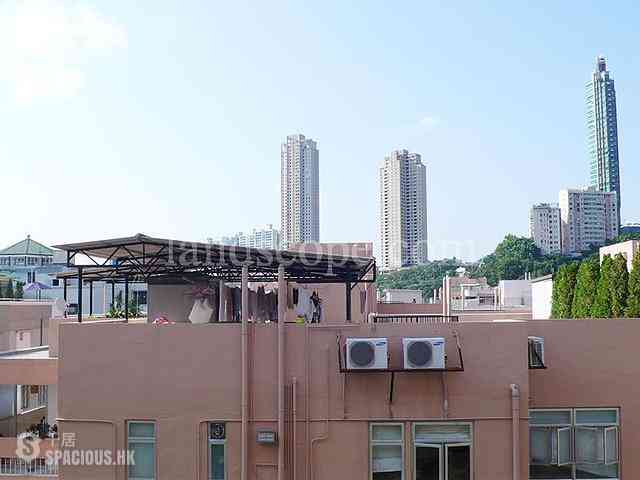 Happy Valley - Sanitarian Apartments 02